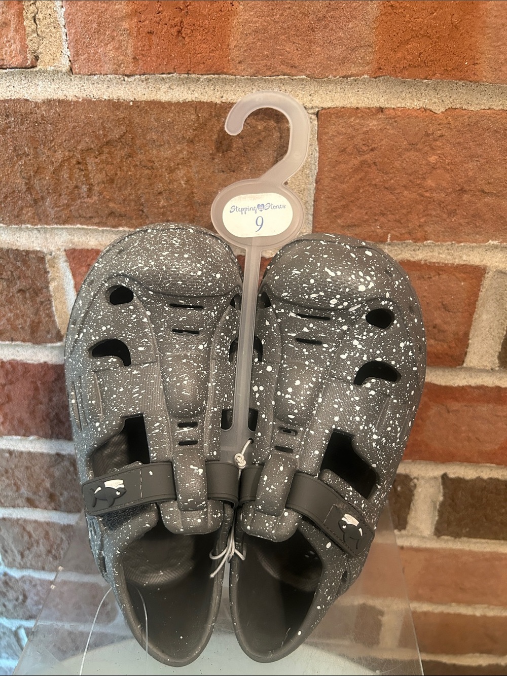 Kids' Gray Speckled Sandals with Adjustable Strap